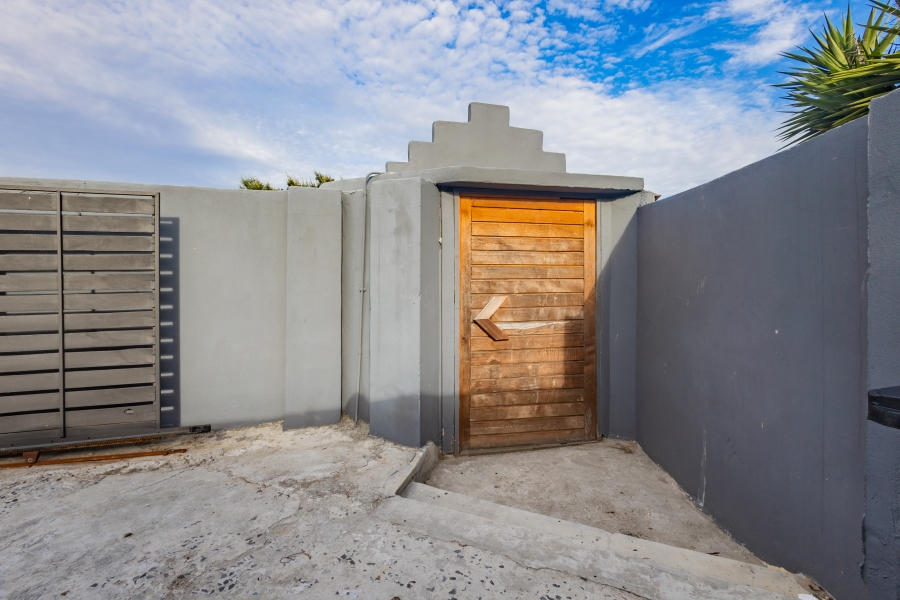 3 Bedroom Property for Sale in Glenwood Western Cape